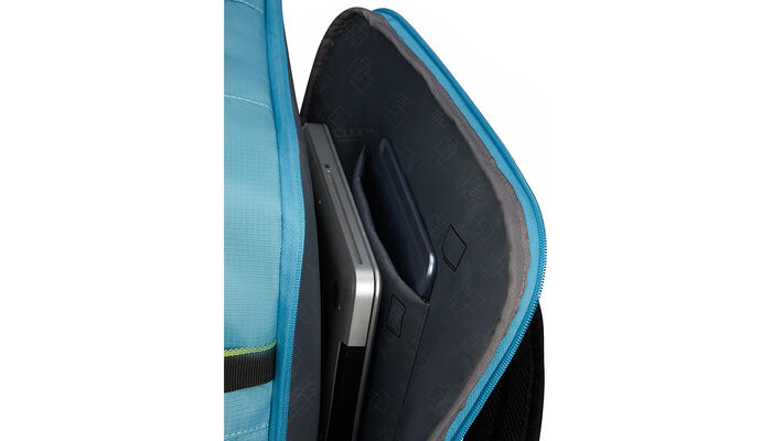 Laptop compartment 15.6"