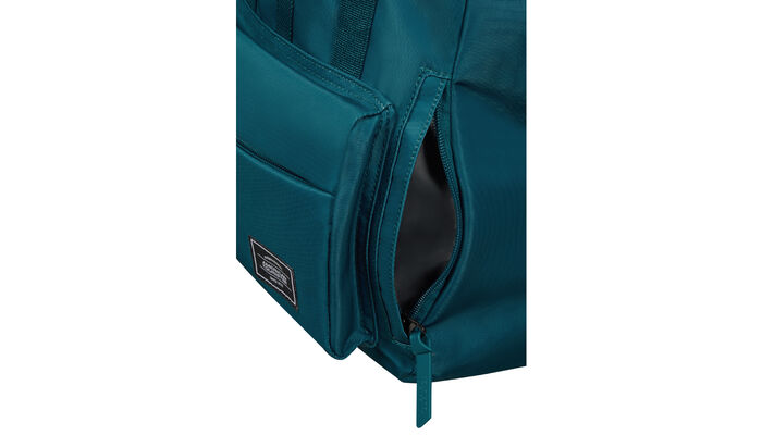 Side pocket