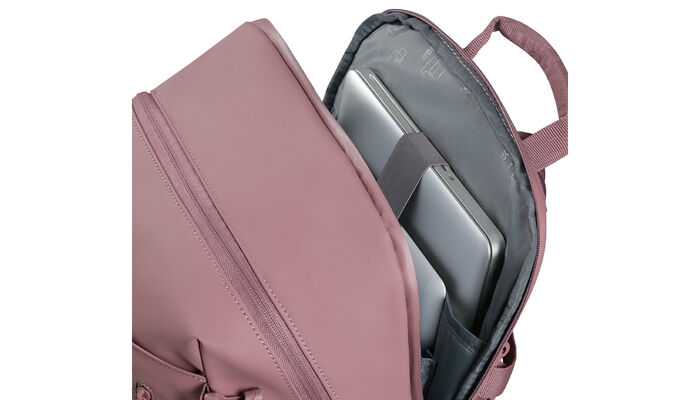 Laptop compartment 15.6"