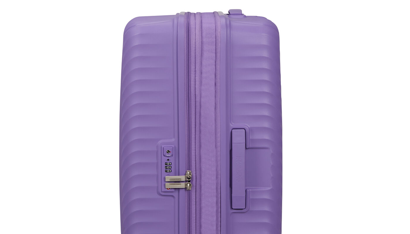 Diablast 68cm Medium Check-in Purple Pulse | American Tourister UK