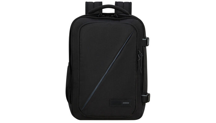 Fitting ryanair free-on-board cabin bag policy