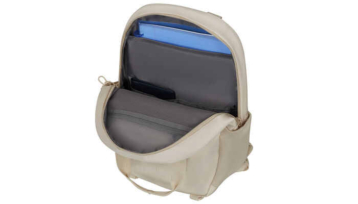 Laptop compartment 15.6"