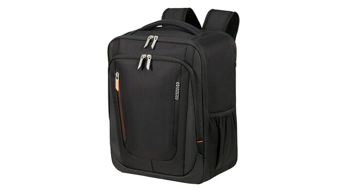 Fitting Ryanair and Wizz Air free-on-board cabin bag policy