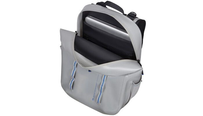 Laptop compartment 15.6"