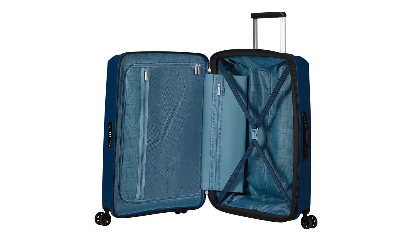 AeroStep 67cm Medium Check-in Blue | American Tourister UK