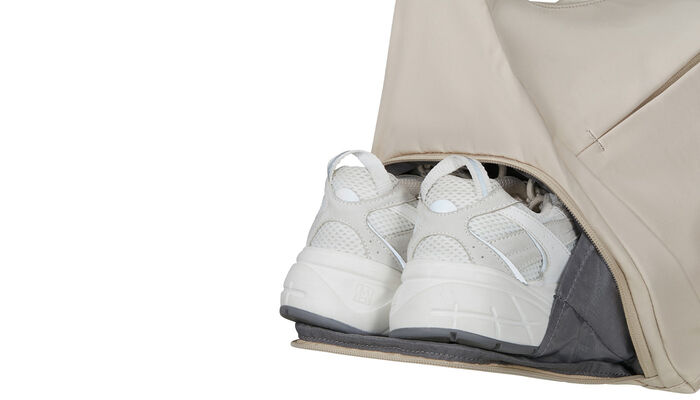 Shoe side pocket