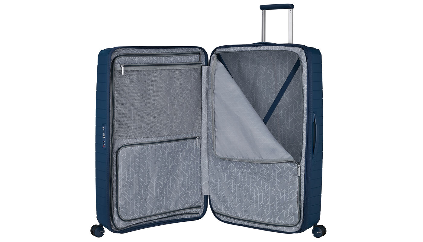 unoa【High Check-Midnight blue-】MSサイズ FastForward 83cm Extra Large Check-in Blue | American Tourister UK