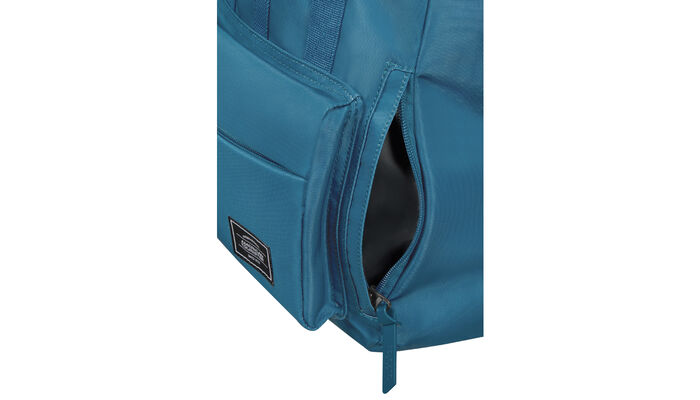 Side pocket