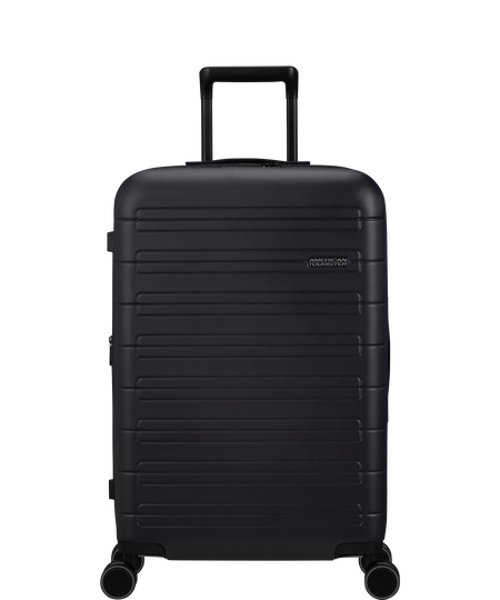 Novastream 67cm Medium Check-in Novastream 67cm Medium Check-in
