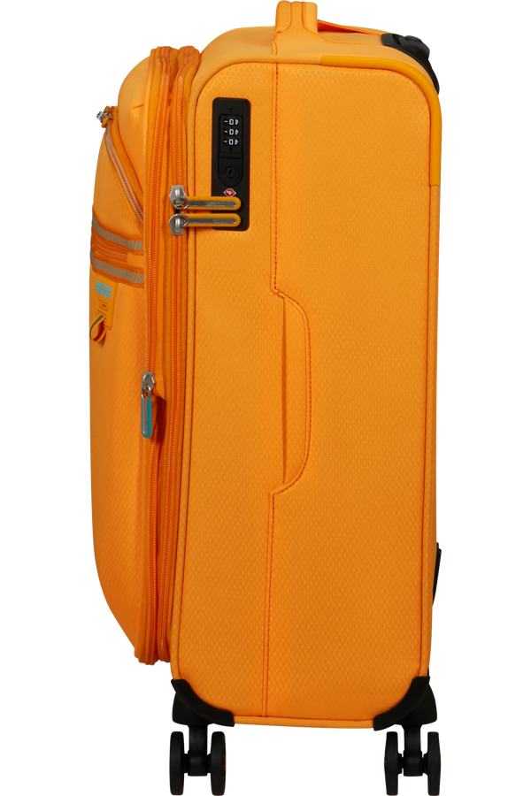 American Tourister Aerospin Spinner Expandable S  Radiant Orange American Tourister Aerospin Spinner Expandable S  Radiant Orange