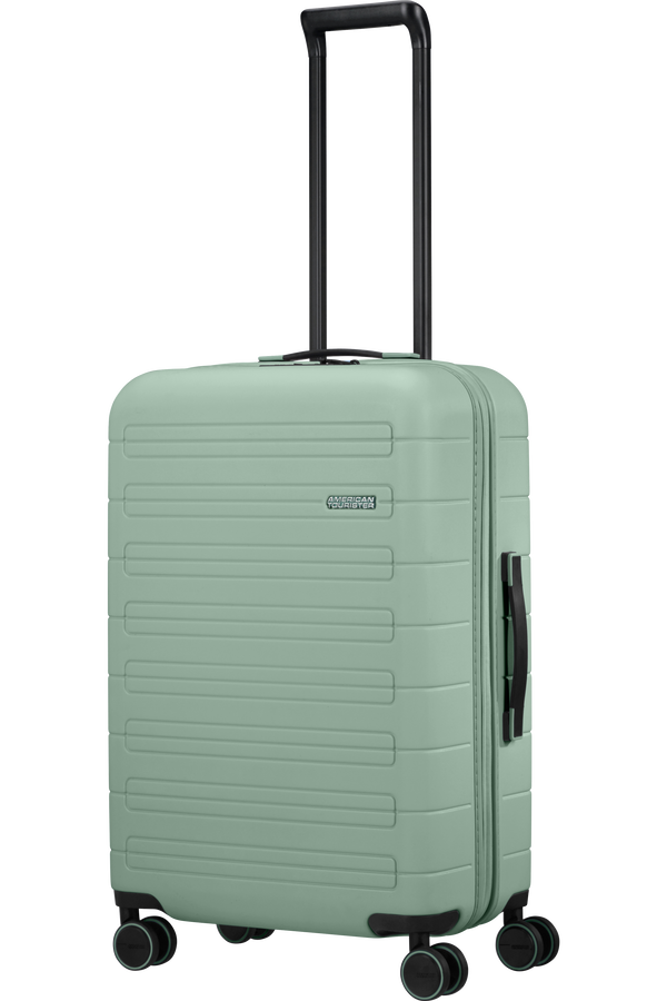 American Tourister Novastream Spinner TSA Exp. 67cm  Nomad Green American Tourister Novastream Spinner TSA Exp. 67cm  Nomad Green