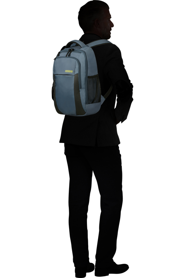 American tourister kamden hot sale