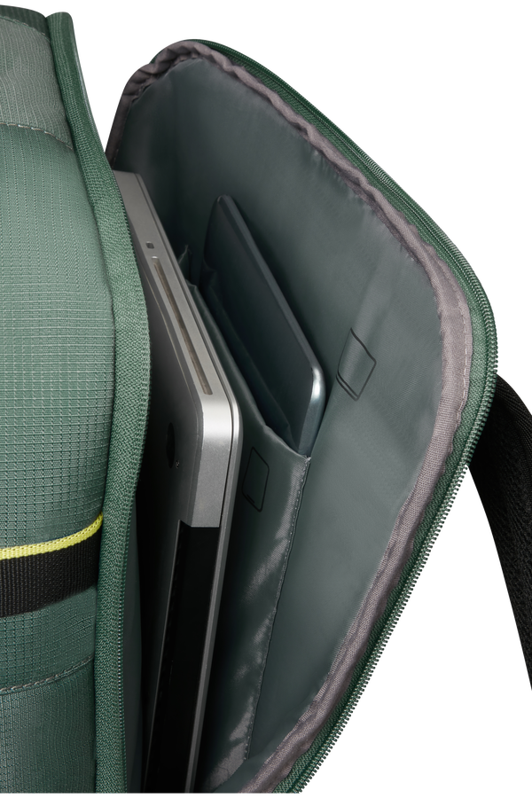 American Tourister Take2cabin Casual Backpack M  Dark Forest American Tourister Take2cabin Casual Backpack M  Dark Forest