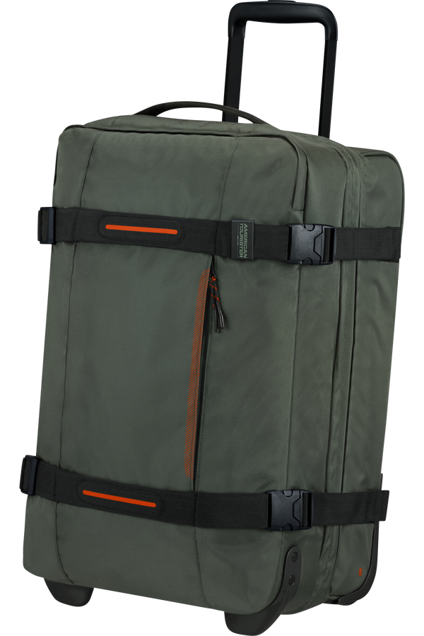 American tourister top duffle bag size