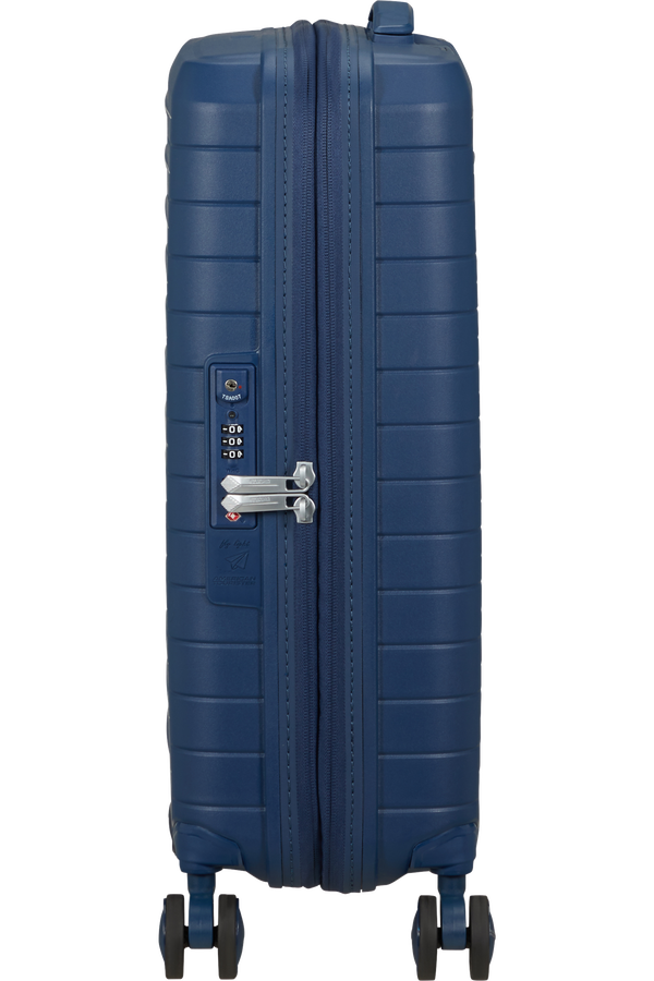 American Tourister Fastforward Spinner 55/20 TSA EXP 55cm  Navy Blue American Tourister Fastforward Spinner 55/20 TSA EXP 55cm  Navy Blue