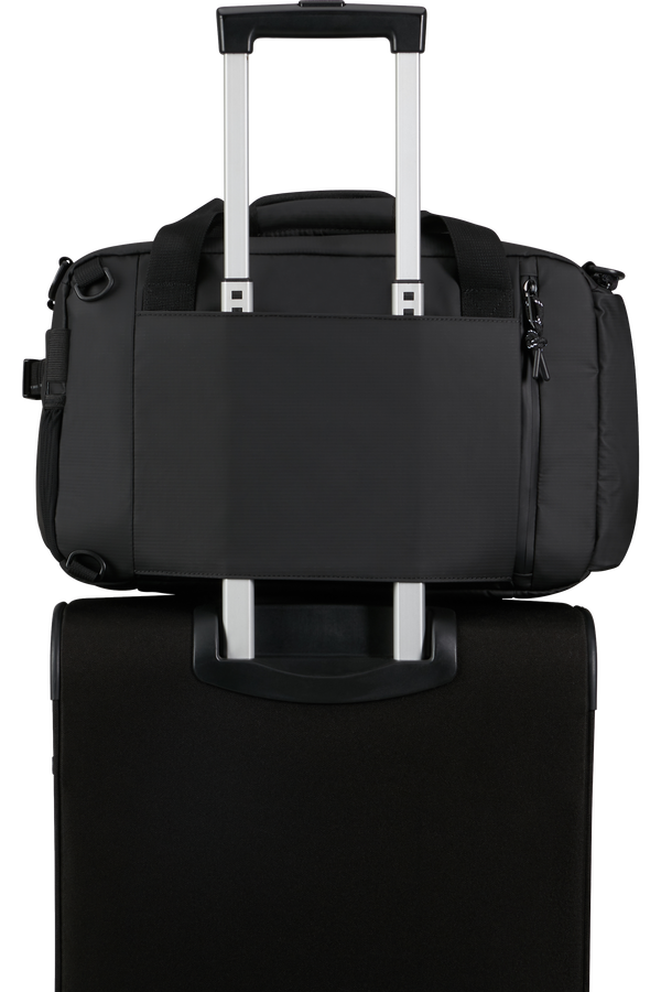 American Tourister Upventure 3 WAY BOARDING BAG  Black American Tourister Upventure 3 WAY BOARDING BAG  Black