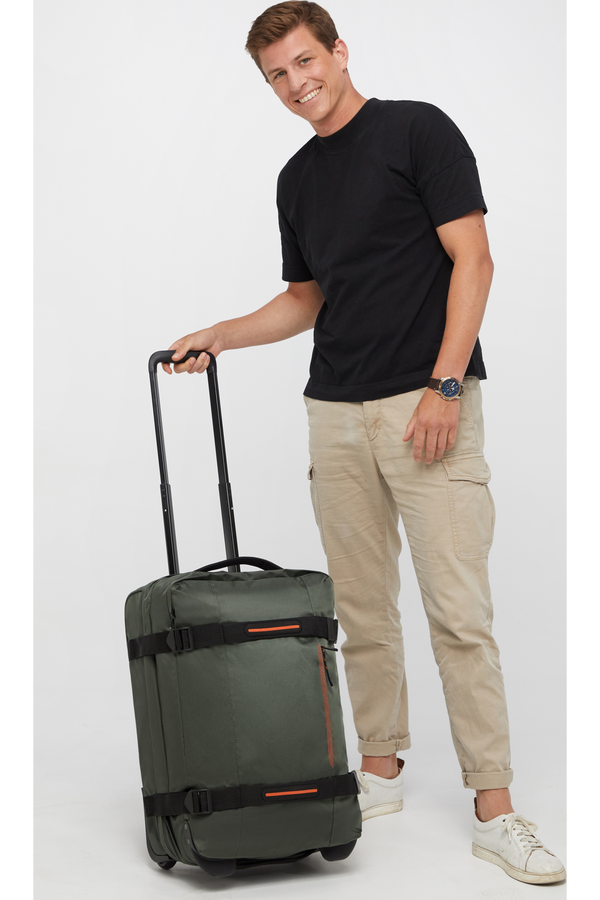 American Tourister Urban Track Duffle with Wheels S  Dark Khaki American Tourister Urban Track Duffle with Wheels S  Dark Khaki