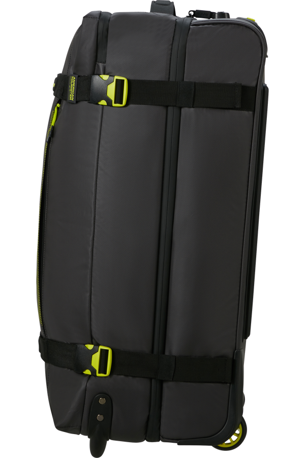 American Tourister Urban Track Duffle with Wheels Coated M  Black/Lime American Tourister Urban Track Duffle with Wheels Coated M  Black/Lime