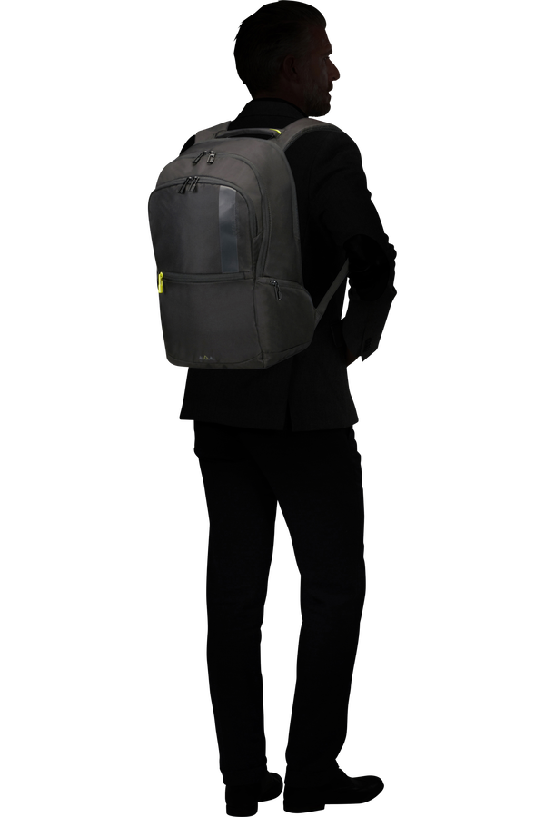 American tourister tech q 29.5 l laptop backpack online