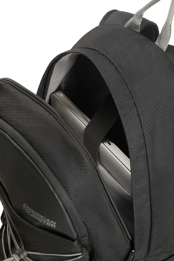 American tourister best sale road quest backpack