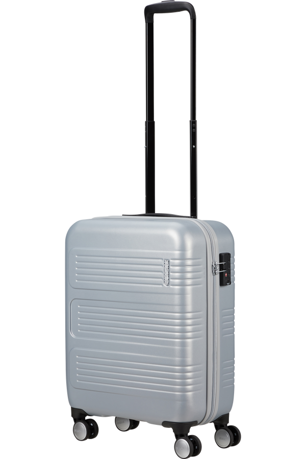 Summerville 55cm Spinner (4 wheels)