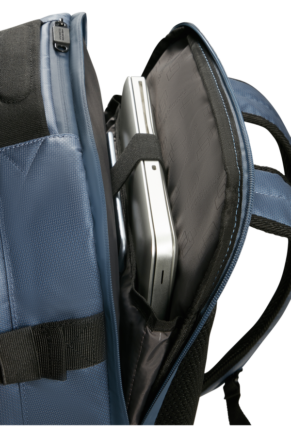 American Tourister Urban Track Laptop Backpack Coated 15.6'  Navy/Orange American Tourister Urban Track Laptop Backpack Coated 15.6'  Navy/Orange