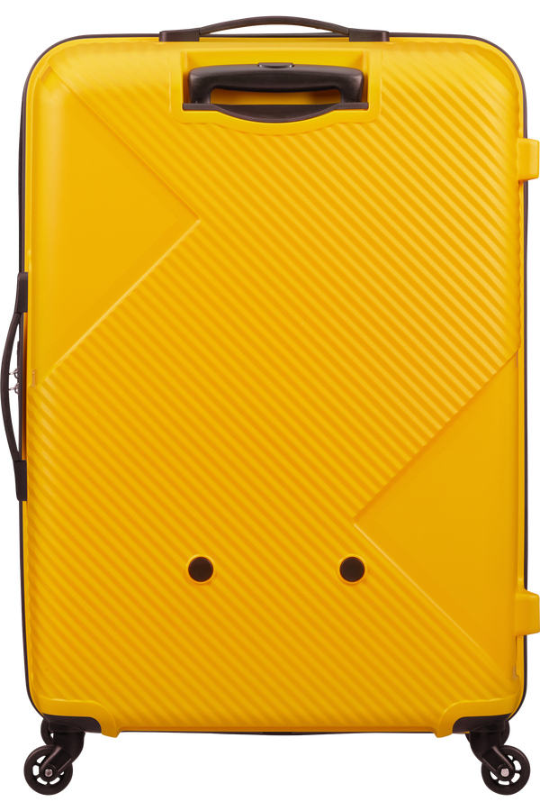 American tourister at shop zakk