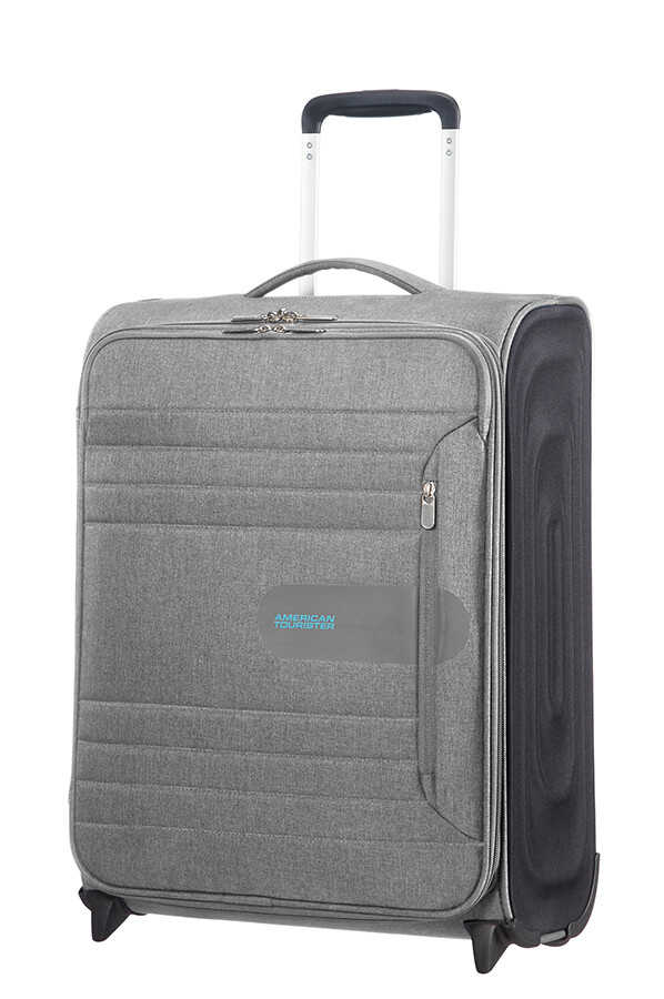 ryanair american tourister