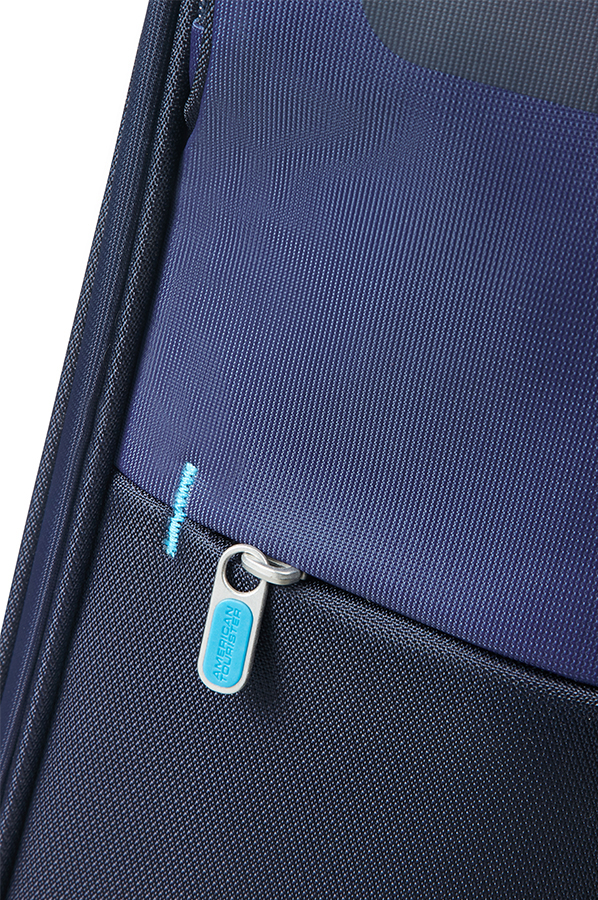 american tourister herolite super light spinner 55