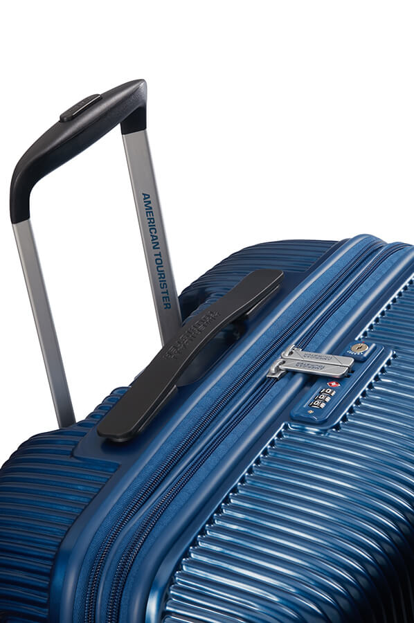 american tourister modern dream spinner 69
