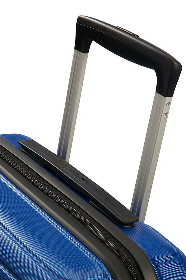 american tourister mighty maze spinner