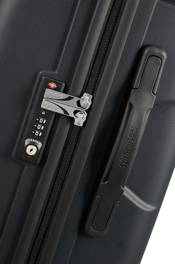 american tourister skytracer 68